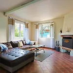 Atypique, Cabanon Bord De Ferienhaus