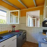 Atypique, Cabanon Bord De Ferienhaus
