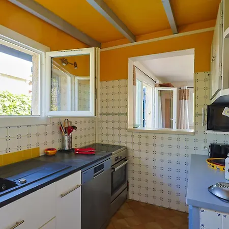 Atypique, Cabanon Bord De Prázdninový dům