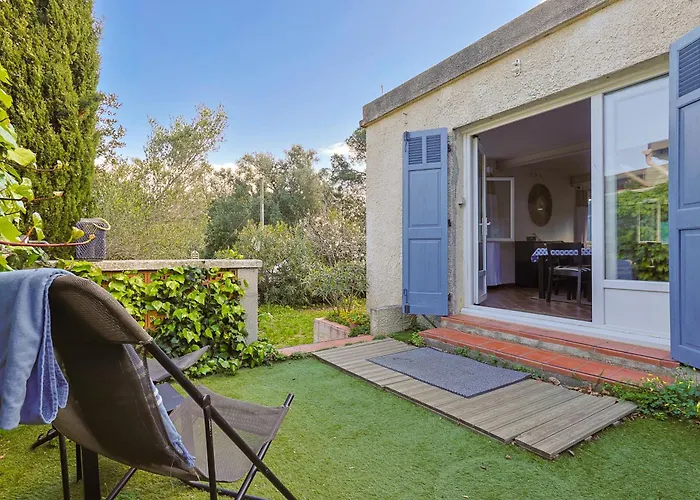 Nyaraló Atypique, Cabanon Bord De