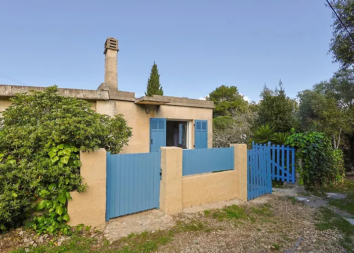 Nyaraló Atypique, Cabanon Bord De Hyères